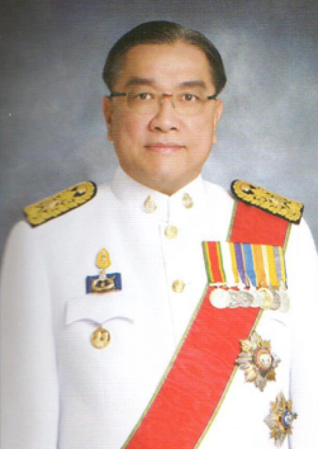 14 องคมนตรี รับใช้เบื้องพระยุคลบาท รัชกาลที่ 10