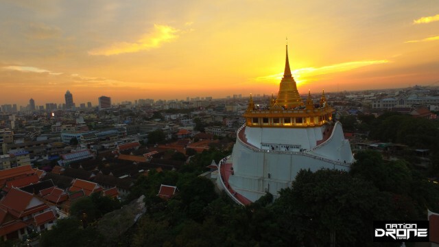 มุมสูง : แสงสุดท้ายของปี 59 ที่ภูเขาทอง
