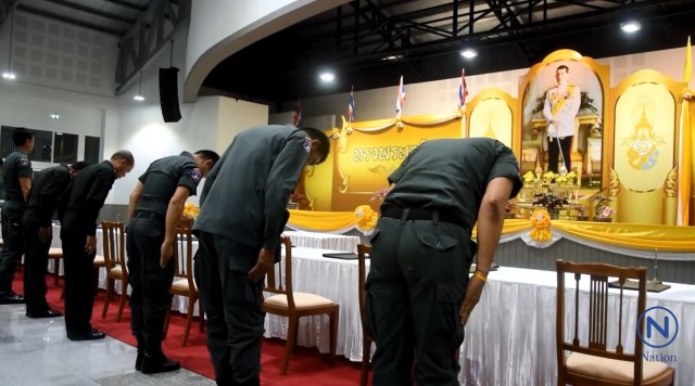 เปิดตำหนัก"ทักษิณราชนิเวศน์"
ถวายพระพรสมเด็จพระเจ้าอยู่หัว