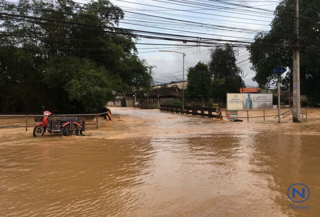 สถานการณ์น้ำในชุมชนเก่าแก่ตลาดทุ่งลุงยังน่าห่วง