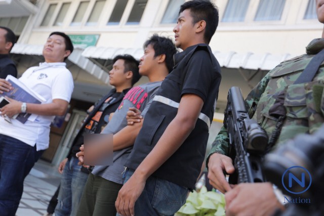 ตร.หนองจอก นำตัวขาโจ๋ยิงถล่มคู่อริดับทำแผน