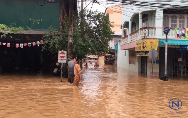 สถานการณ์น้ำในชุมชนเก่าแก่ตลาดทุ่งลุงยังน่าห่วง