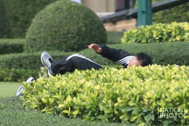 "ประยุทธ์" โชว์ตะกร้อ ออกกำลังกาย รับปีไก่