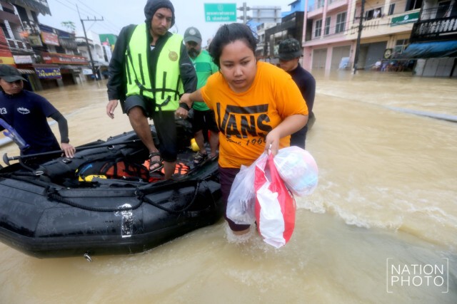 ภาพชุด ตำบลชะอวด อ่วม! ท่วมสูง 1-3 เมตร หนักสุดรอบ 20 ปี