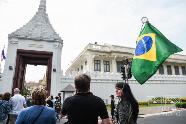 บรรยากาศนักท่องเที่ยว บริเวณพระบรมมหาราชวัง