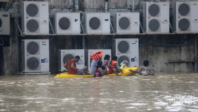 ภาพชุด ตำบลชะอวด อ่วม! ท่วมสูง 1-3 เมตร หนักสุดรอบ 20 ปี