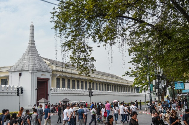 บรรยากาศนักท่องเที่ยว บริเวณพระบรมมหาราชวัง