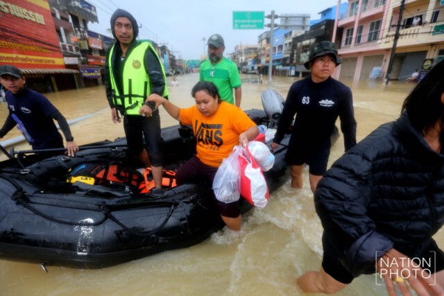 ภาพชุด ตำบลชะอวด อ่วม! ท่วมสูง 1-3 เมตร หนักสุดรอบ 20 ปี