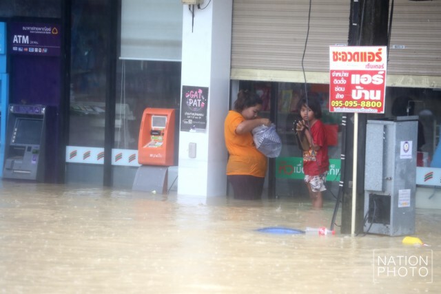 ภาพชุด ตำบลชะอวด อ่วม! ท่วมสูง 1-3 เมตร หนักสุดรอบ 20 ปี
