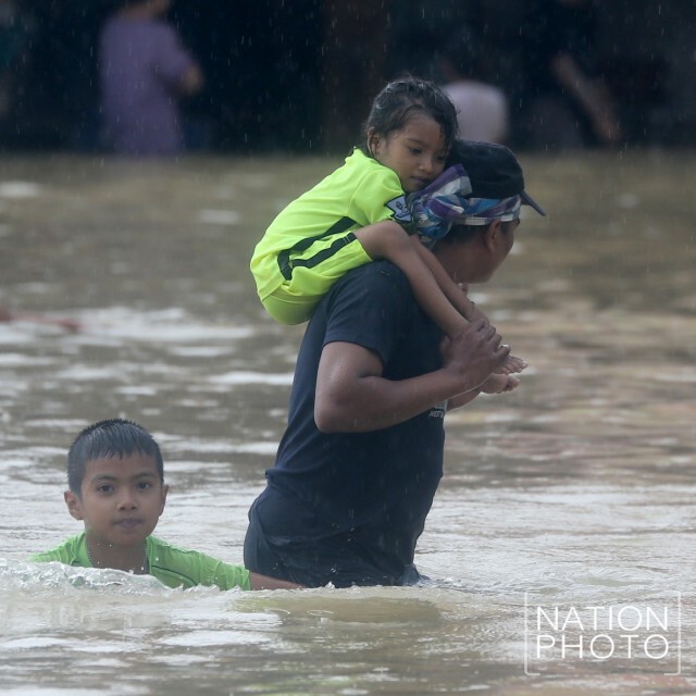 ภาพชุด ตำบลชะอวด อ่วม! ท่วมสูง 1-3 เมตร หนักสุดรอบ 20 ปี