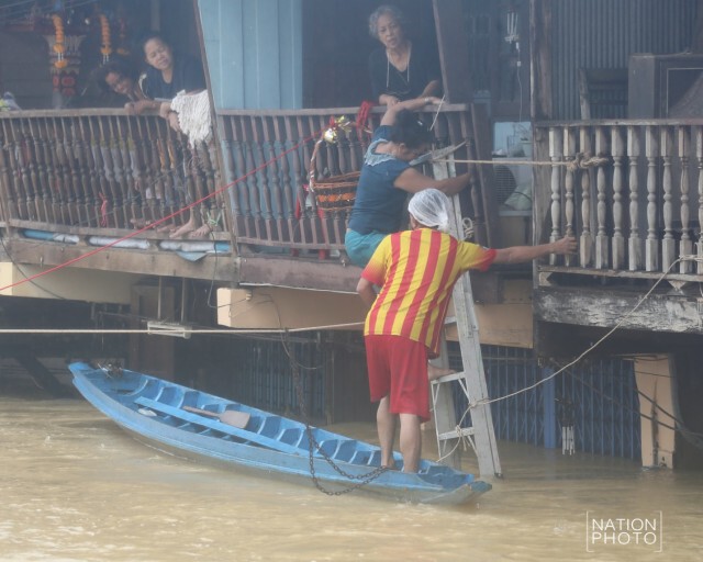 ภาพชุด ตำบลชะอวด อ่วม! ท่วมสูง 1-3 เมตร หนักสุดรอบ 20 ปี