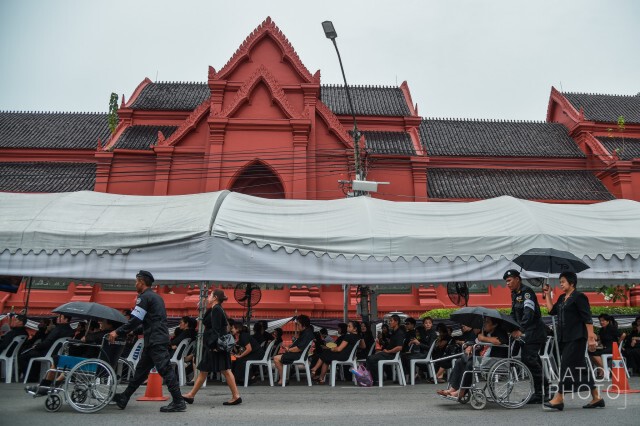 ปชช.ทั่วประเทศเข้ากราบพระบรมศพฯ วันนี้ครบ 3 ล้านคน