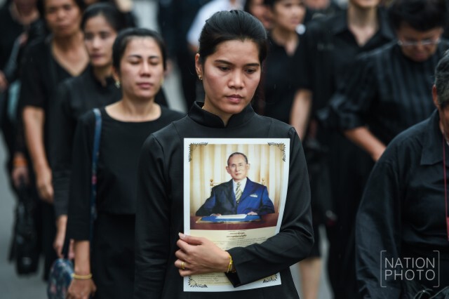 ปชช.ทั่วประเทศเข้ากราบพระบรมศพฯ วันนี้ครบ 3 ล้านคน