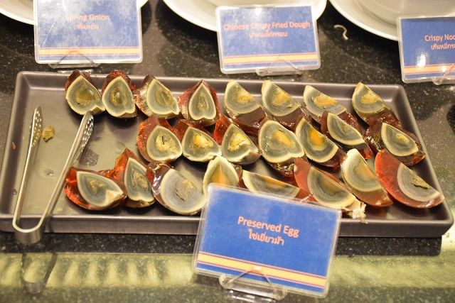 บุฟเฟ่ต์ข้าวต้มโต้รุ่ง "BlueSpice Dinning Room @ Grande Centre Point Sukhumvit 55 Hotel"