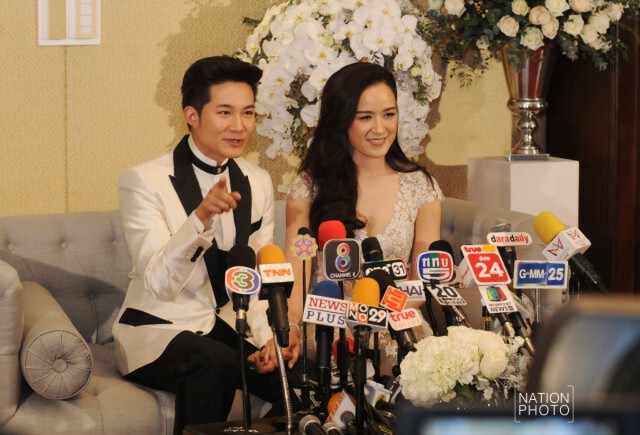 ภาพชุด "อั๋น ภูวนาท" ควง จ๋า อลิสา 
เปิดใจเข้าพิธีวิวาห์ พร้อมมีทายาททันที