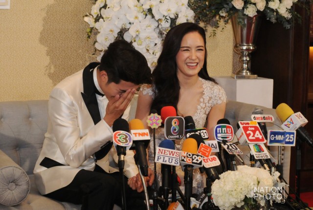 ภาพชุด "อั๋น ภูวนาท" ควง จ๋า อลิสา 
เปิดใจเข้าพิธีวิวาห์ พร้อมมีทายาททันที