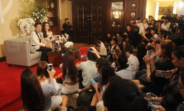 ภาพชุด "อั๋น ภูวนาท" ควง จ๋า อลิสา 
เปิดใจเข้าพิธีวิวาห์ พร้อมมีทายาททันที