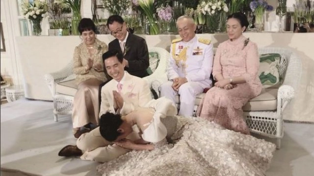 หมั้นสุดแสนหวาน...  "ครีม เปรมสินี-ปีเตอร์ จิรวัฒน์"