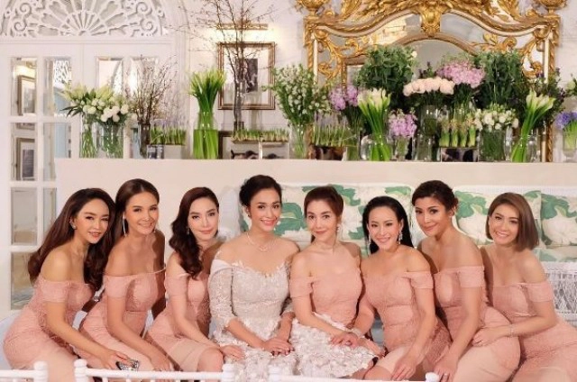 หมั้นสุดแสนหวาน...  "ครีม เปรมสินี-ปีเตอร์ จิรวัฒน์"