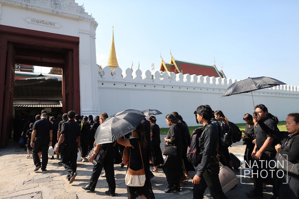 พสกนิกรเข้าสักการะพระบรมศพ 22 ม.ค. 60 พสกนิกรเข้าสักการะพระบรมศพ 22 ม.ค. 60