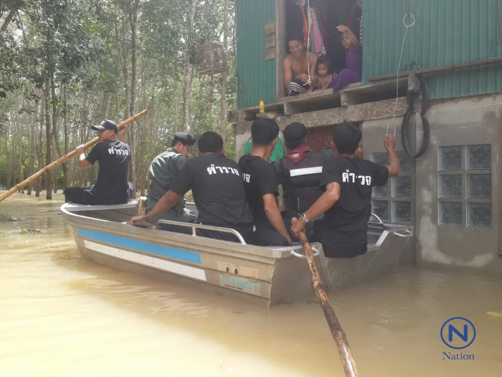 "สะบ้าย้อย"น้ำท่วมรอบที่4 ยังไม่พ้นวิกฤติ ระดับสูงเกือบ 1เมตร