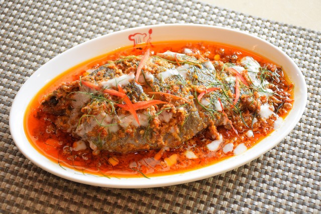 อร่อยปักหมุด : เต็มพุง ร้านอาหารไทยรสไทยแท้ อาคารเบลล์ แยกรัชดา-พระรามเก้า