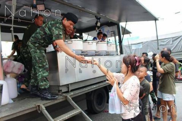 สุดยื้อ! ผู้พันกลับจากช่วยน้ำท่วม ประสบอุบัติเหตุเสียชีวิต
