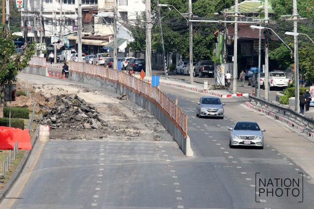 การจราจรบริเวณแยกรัชโยธินหนาแน่น หลังปรับวิธีเดินรถแบบ "วงเวียน"