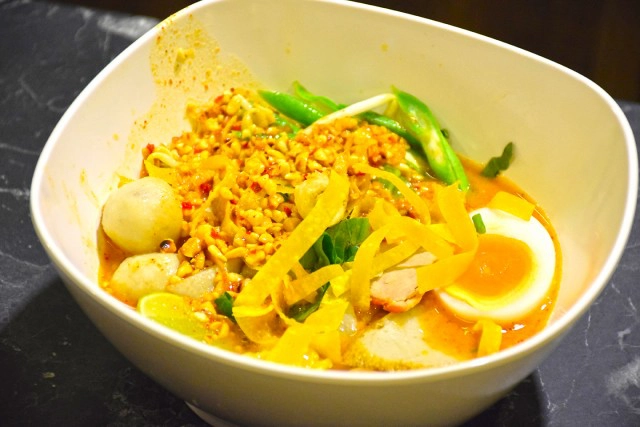 ศูนย์การค้า อัมรินทร์ พลาซ่า เปิดตัว The Cook รวบรวม street food ชื่อดังกว่า 60 ร้านมาไว้ที่นี่