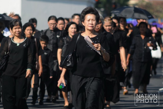 พสกนิกรเข้าสักการะพระบรมศพ 27 ม.ค. 60