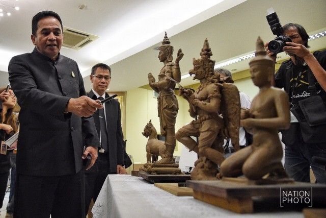 ปลายมีนาคม บวงสรวงยกเสาเอก "พระเมรุมาศ"