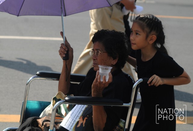 พสกนิกรเข้าสักการะพระบรมศพ 29 ม.ค. 60