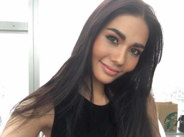 "น้ำตาล ชลิตา"จากดินสู่ดาว  จากปากน้ำถึงมหาสารคาม...
รอลุ้นพรุ่งนี้ Miss Universe