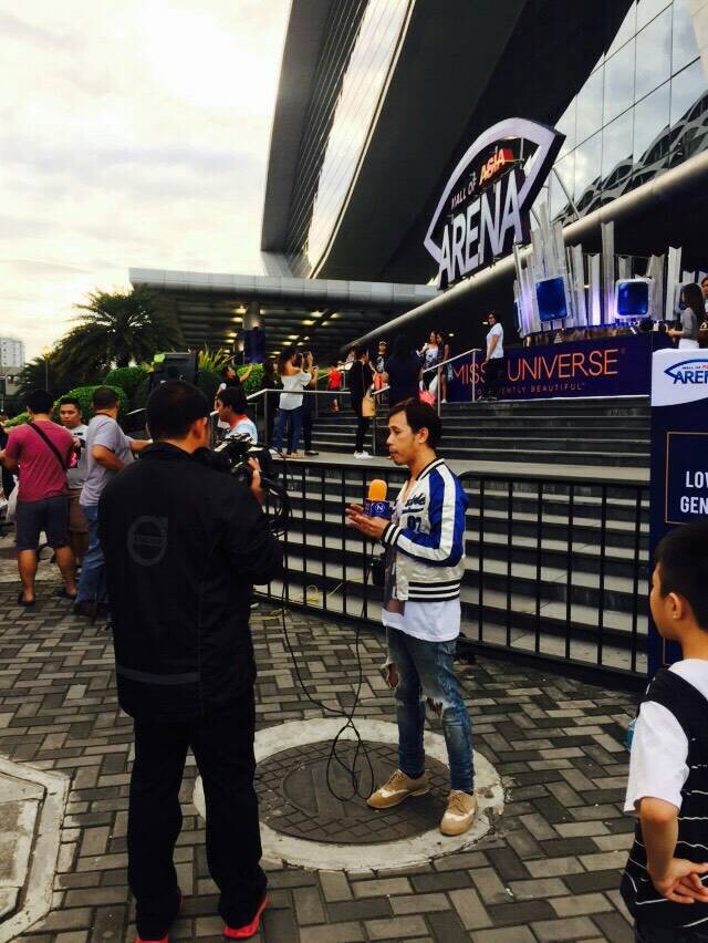 สายตรงจากมะนิลา...คมน์ นพรัตน์
"ขนาดแท๊กซี่ปินส์ ยังเชียร์ ไทยแลนด์"