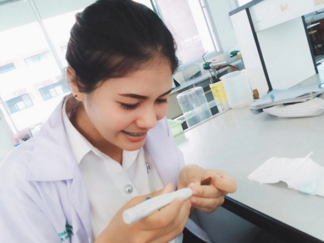 "น้ำตาล ชลิตา"จากดินสู่ดาว  จากปากน้ำถึงมหาสารคาม...
รอลุ้นพรุ่งนี้ Miss Universe