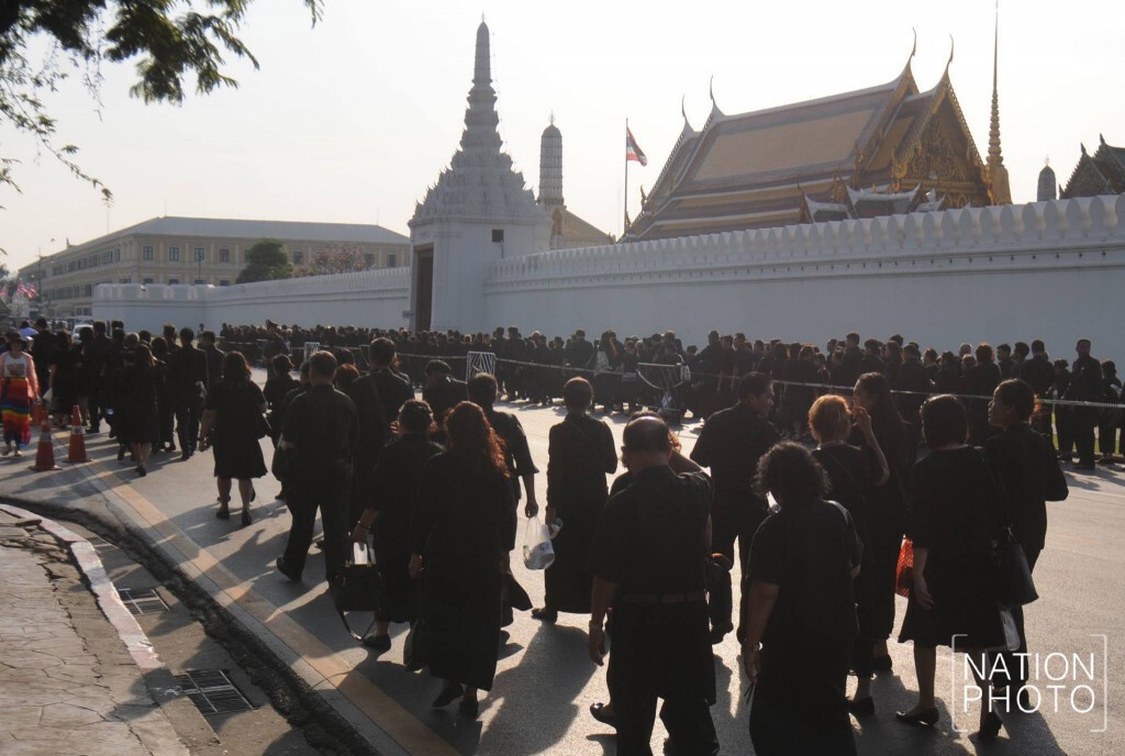 พสกนิกรเข้าสักการะพระบรมศพ 31 ม.ค. 60 พสกนิกรเข้าสักการะพระบรมศพ 31 ม.ค. 60