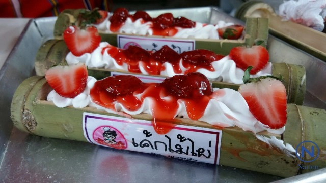 สาวกระเหรี่ยงปิ๊งไอเดีย!
ทำ"ขนมเค้กในกระบอกไม้ไผ่เพื่อเพิ่มมูลค่า