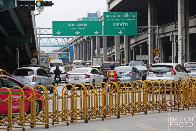 ห้าแยกลาดพร้าวหนาแน่น รฟม.เตรียมวางแนวกั้นสร้างรถไฟฟ้า