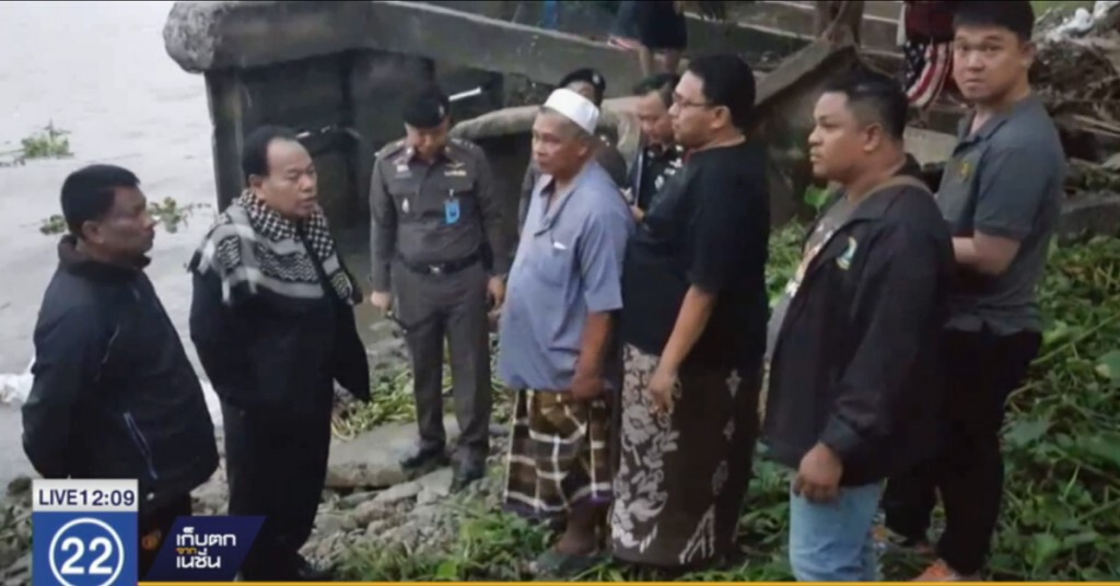 ตำรวจเร่งพิสูจน์ศพลอยน้ำ ย่านนนทบุรี ตำรวจเร่งพิสูจน์ศพลอยน้ำ ย่านนนทบุรี