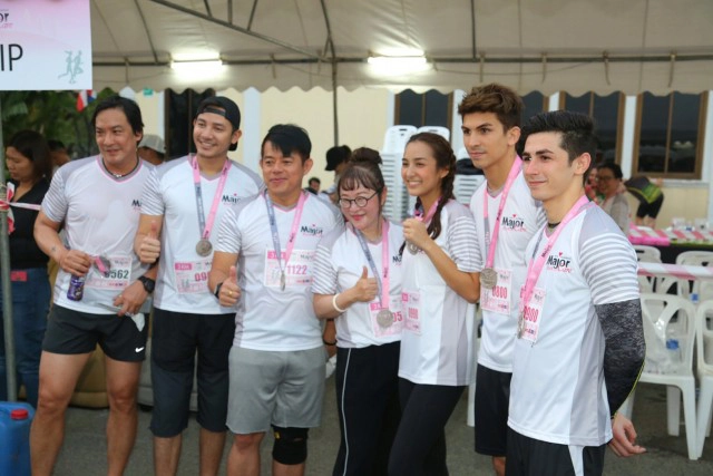 เดิน-วิ่งการกุศล "Major Care Mini Marathon 2017 Run with Care"