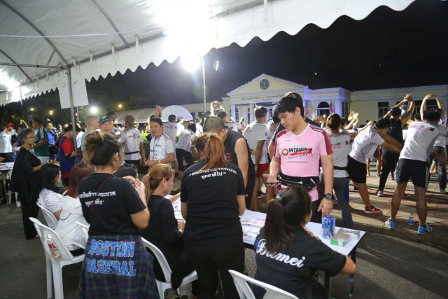 เดิน-วิ่งการกุศล "Major Care Mini Marathon 2017 Run with Care"