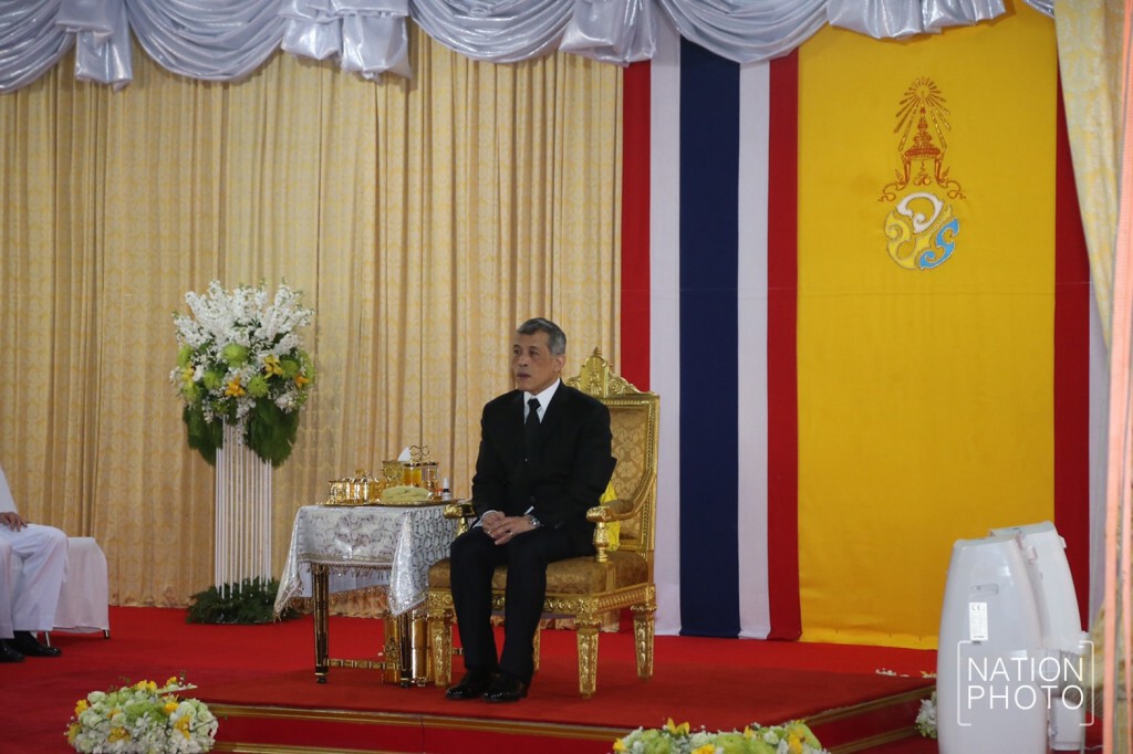 สมเด็จพระเจ้าอยู่หัว เสด็จพระราชดำเนินทรงเปิดนิทรรศการ "เย็นศิระ เพราะพระบริบาล" สมเด็จพระเจ้าอยู่หัว เสด็จพระราชดำเนินทรงเปิดนิทรรศการ "เย็นศิระ เพราะพระบริบาล"