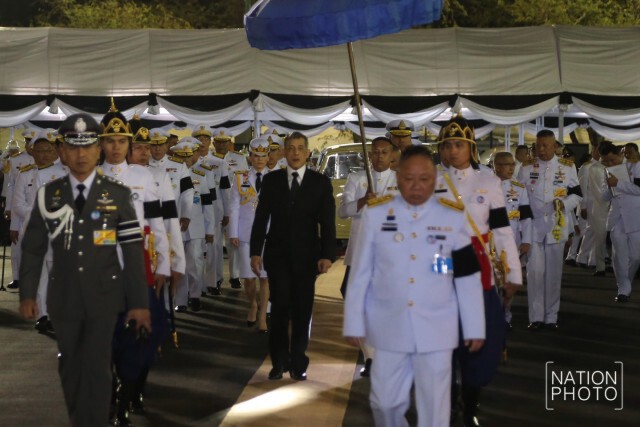 สมเด็จพระเจ้าอยู่หัว เสด็จพระราชดำเนินทรงเปิดนิทรรศการ "เย็นศิระ เพราะพระบริบาล"