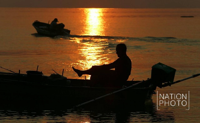 ออกเล...หาปลา...ยามเช้า