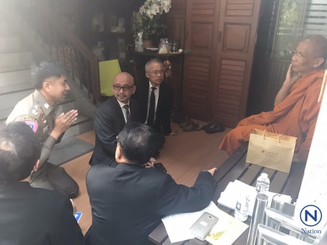 ตร.แจงเพลิงไหม้ประตูไม้สักวัดราชบพิธฯ
เหตุจาก สะเก็ดไฟกระเด็นถูกประตู