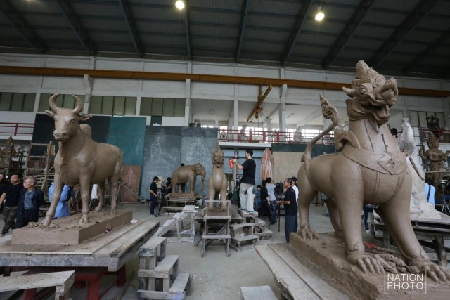 เปิดความคืบหน้า "ประติมากรรม" ตกแต่งพระเมรุมาศ