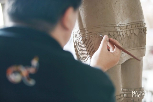 เปิดความคืบหน้า "ประติมากรรม" ตกแต่งพระเมรุมาศ