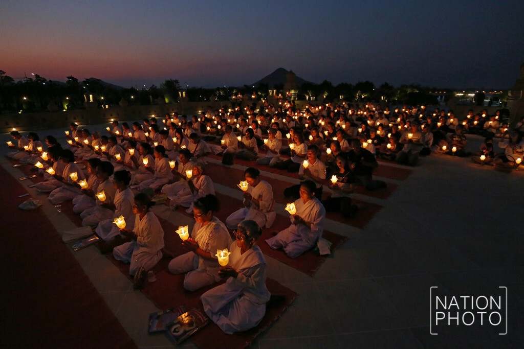 เวียนเทียน...ที่วัดทิพย์สุคนธาราม กาญจนบุรี