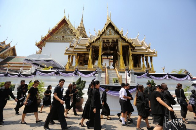 ประชาชนเข้าสักการะพระบรมศพฯ