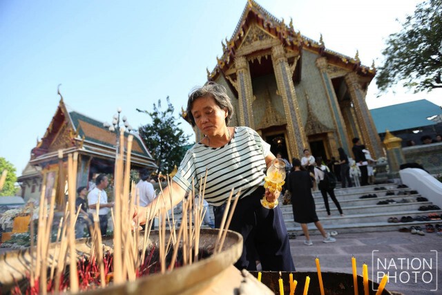 เวียนเทียน... ที่วัดราชบพิธสถิตมหาสีมาราม